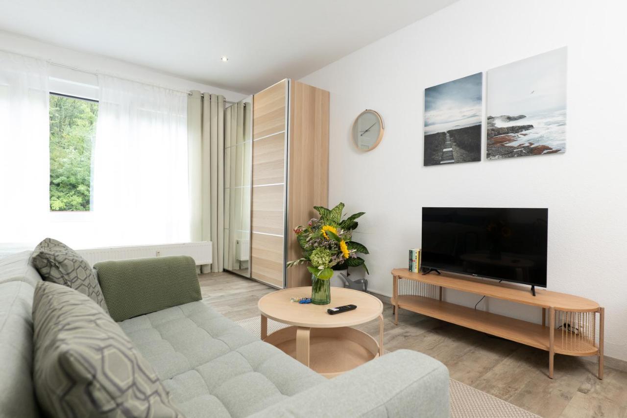 Apart4Me Scandi Apartment Geislingen Zentral Mit Parkplatz Ґайслінґен-ан-дер-Штайґе Екстер'єр фото