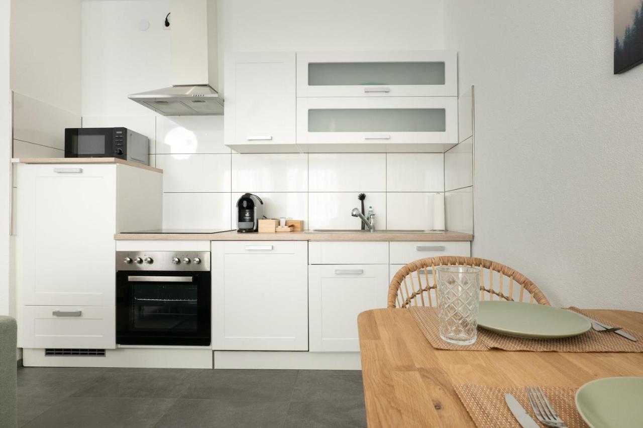 Apart4Me Scandi Apartment Geislingen Zentral Mit Parkplatz Ґайслінґен-ан-дер-Штайґе Екстер'єр фото