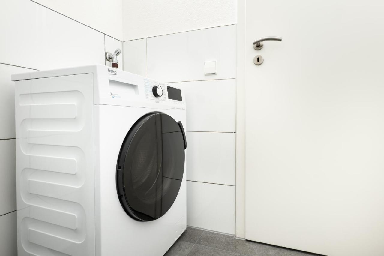Apart4Me Scandi Apartment Geislingen Zentral Mit Parkplatz Ґайслінґен-ан-дер-Штайґе Екстер'єр фото